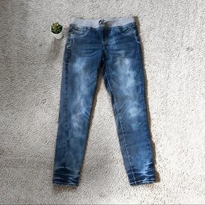 Medium Wash Jeggings